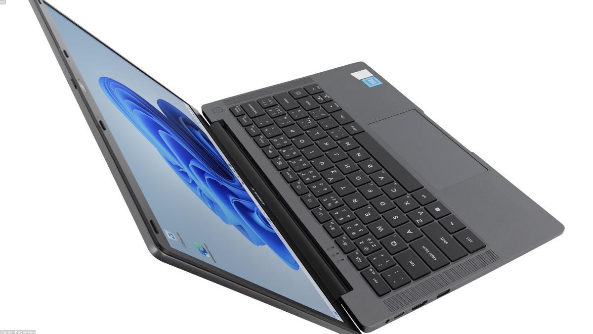 Laptop burkolat törés javítása – megéri-e?
