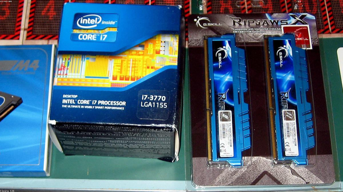 Régi laptop gyorsítása SSD-vel – megéri?