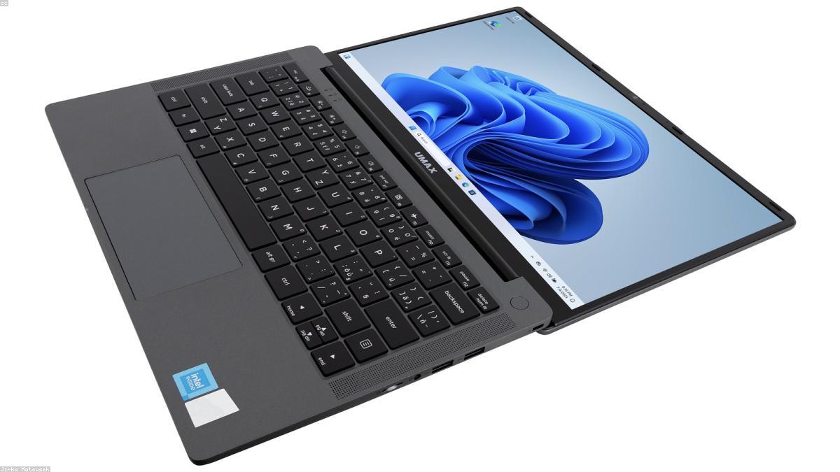Laptop alaplapi csatlakozó tisztítása lépésről lépésre – mit érdemes tudni?